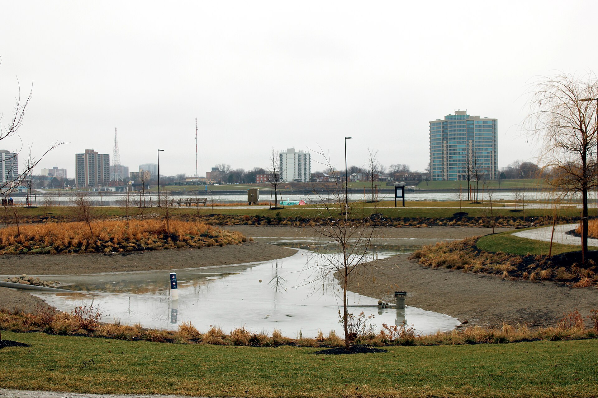 Detroit December 2025 15 (Ralph C. Wilson, Jr. Centennial Park)